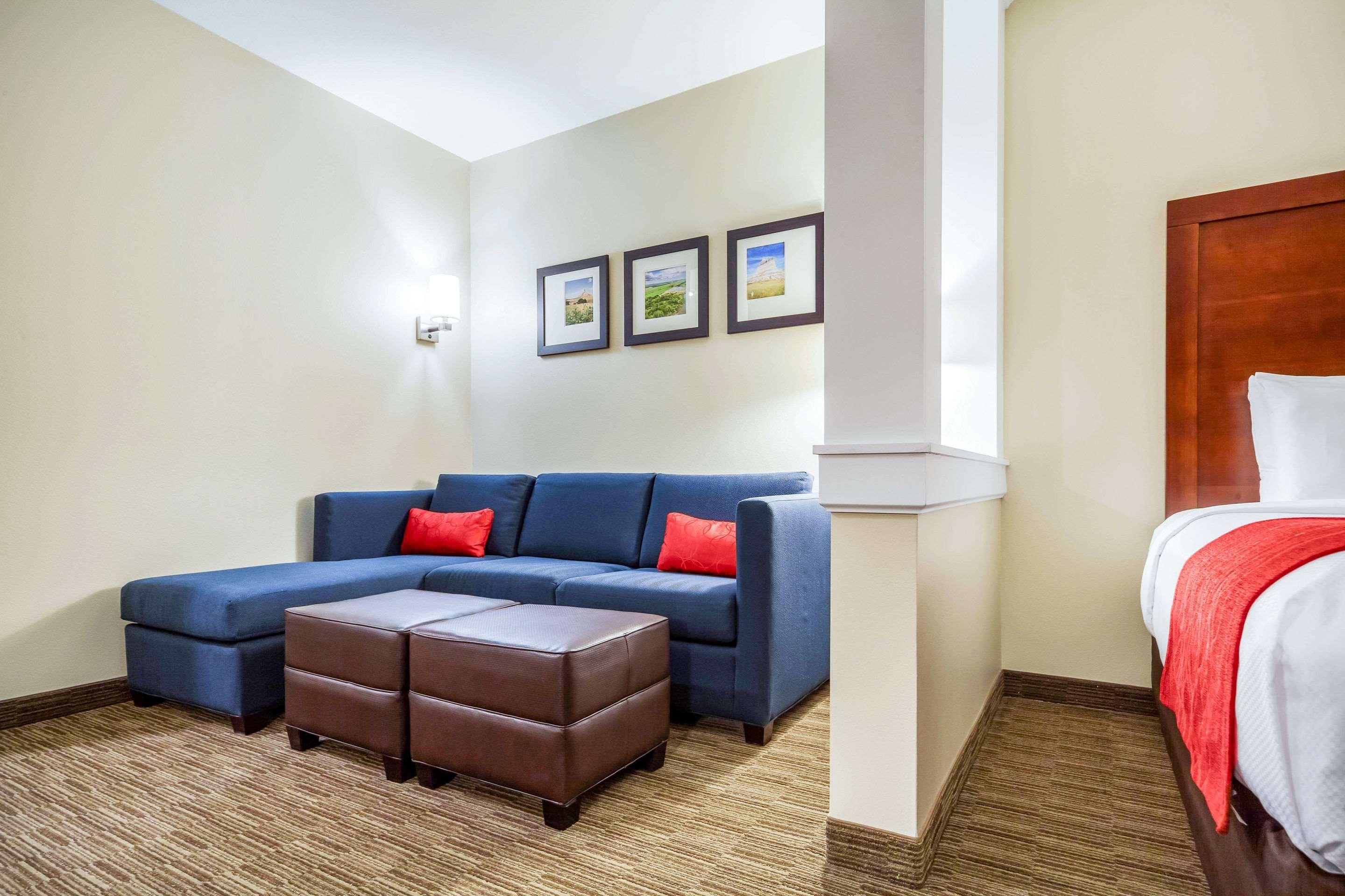 Hotel Comfort & I-80 2*